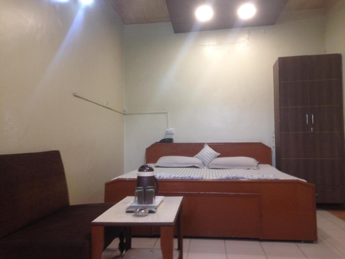 Hotel Palace Amritsar Eksteriør billede