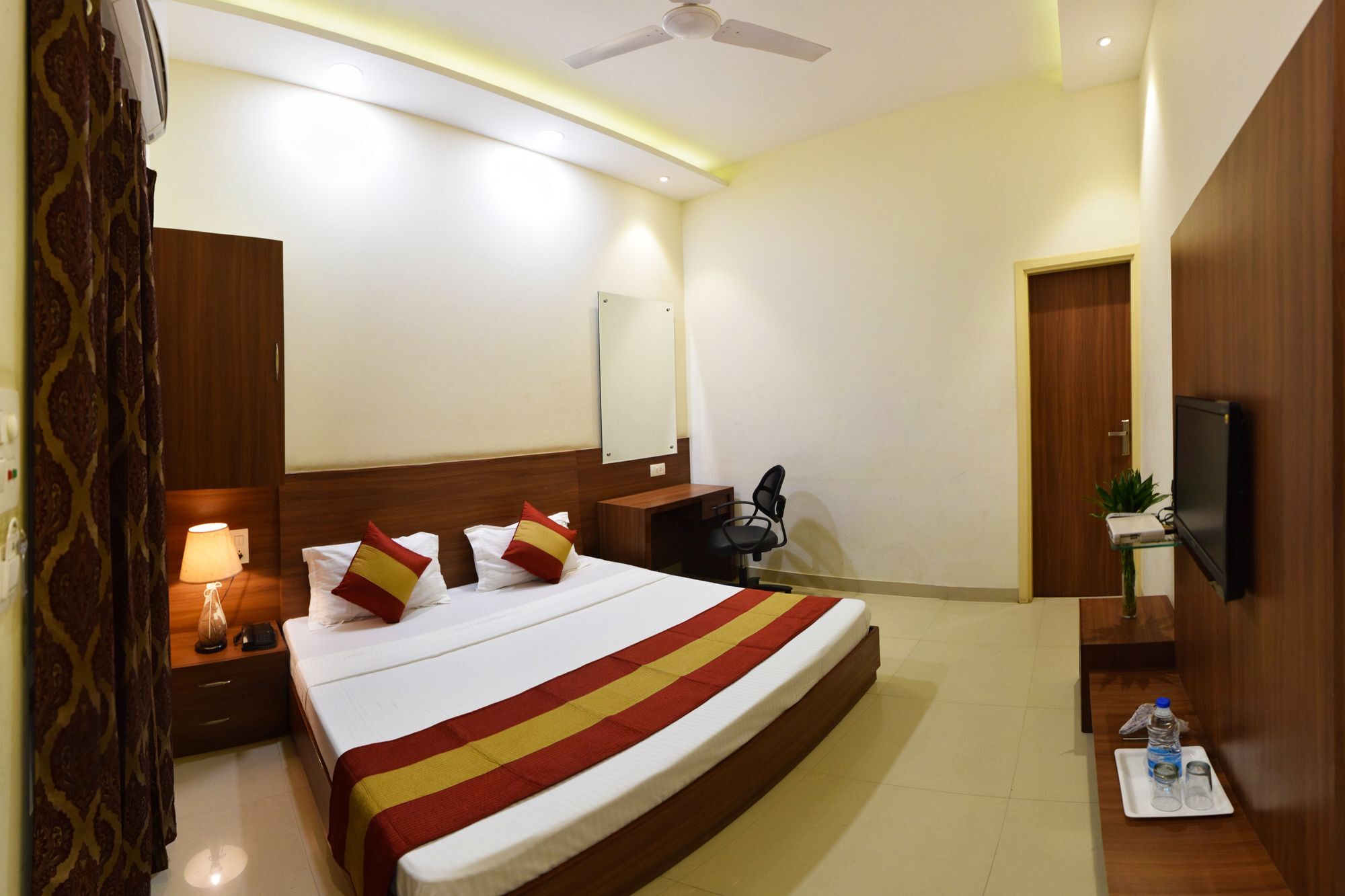 Hotel Palace Amritsar Eksteriør billede